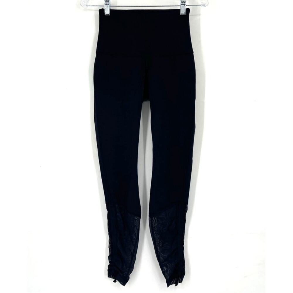 Lululemon Sweaty Endeavor Tight Size 6 Black Mesh 30"